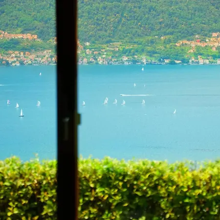Nina's - Vista Di Con Giardino Bellano